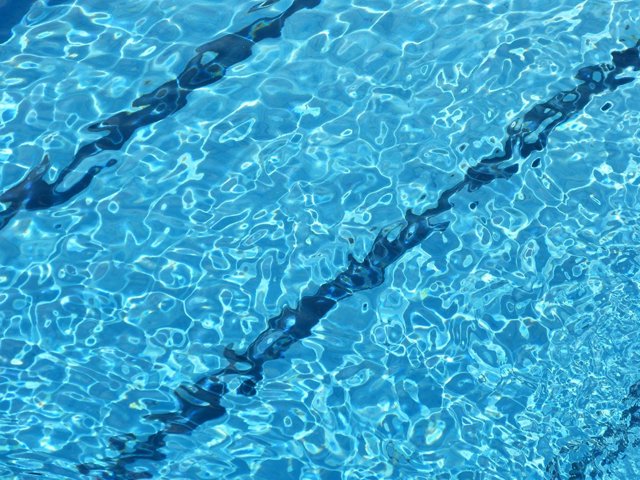 Piscina, estiu, ona de calor, natació