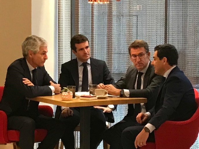 Pablo Casado, Juanma Moreno, Alberto Núñez Feijoó y Suarez Illana