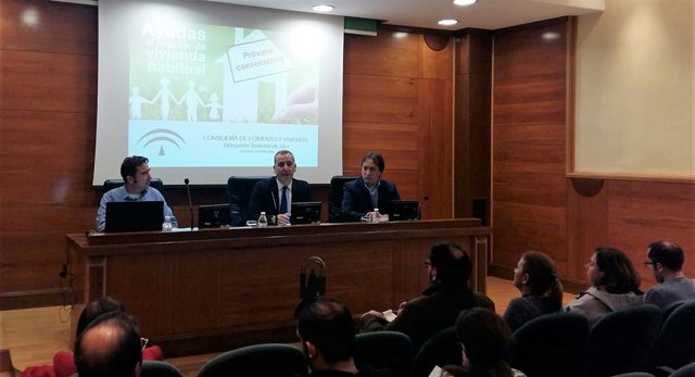 Reunión sobre las ayudas al alquiler y de accesibilidad de viviendas.