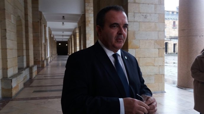 ISAAC POLA, CONSEJERO DE EMPLEO DEL PRINCIPADO