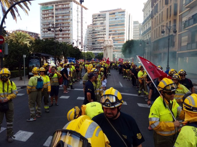 Imagen de una protesta de bomberos