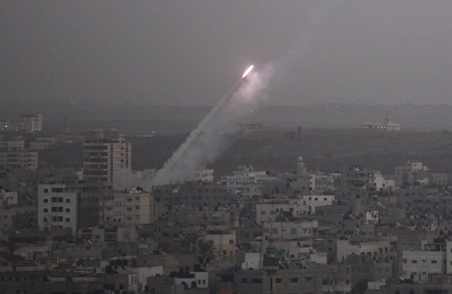 Cohete disparado contra Israel desde el norte de Gaza 