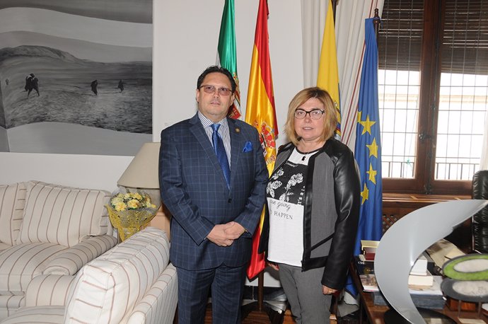 [Grupoextremadura] Visita Ministro Turismo Ecuador Presidenta Diputación Cáceres