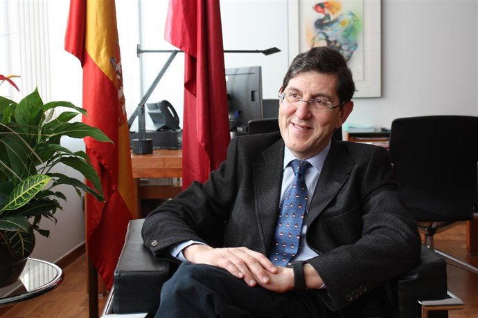 El consejero de Salud, Manuel Villegas