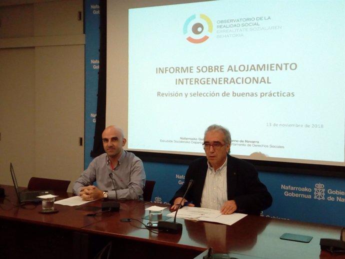 Antidio Martínez de Lizarrondo y Patxi Tuñon en la presentación del informe