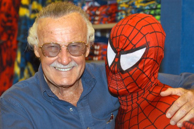 Stan Lee con Spider-Man
