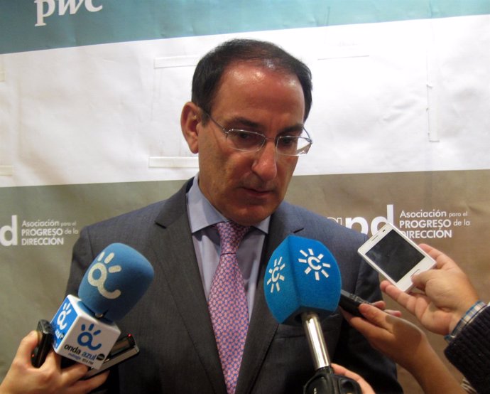 Javier González de Lara, presidente de CEA y CEM