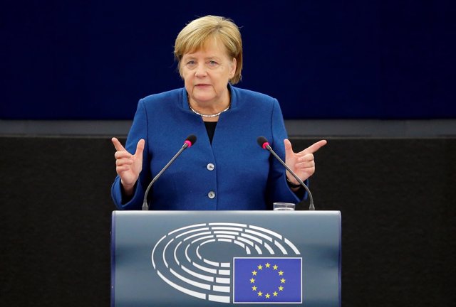 Angela Merkel en el parlamento europeo