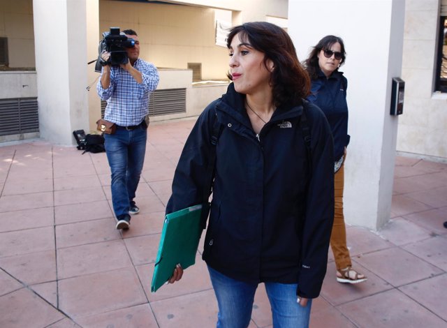 Juana Rivas llega al juzgado para recoger su sentencia condenatoria