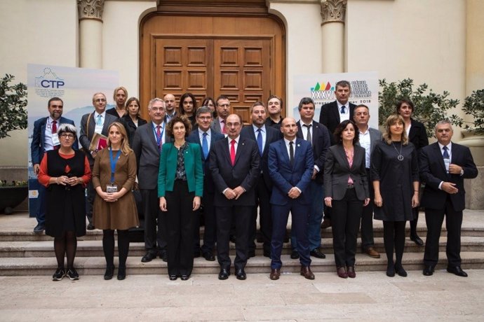 Participants en el plenari del CTP i la ministra d'Andorra Maria Ubach