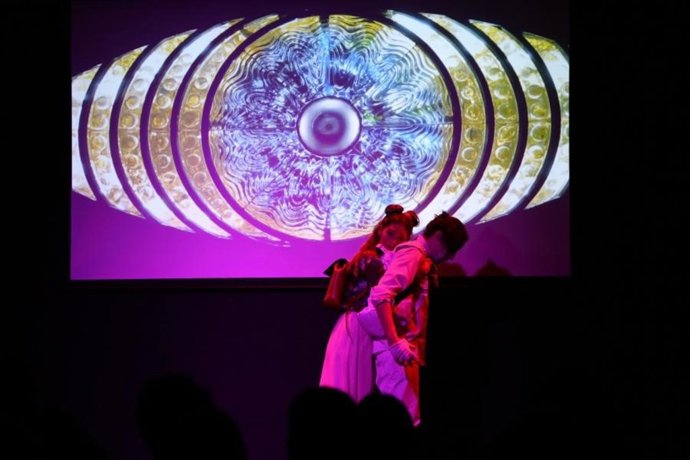 Obra Monstruos Brutales Asustados Teatro Cánovas Málaga Coloquio