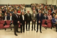 Ceniceros destaca el "papel activo y positivo" que protagoniza el Consejo de Estudiantes de UR en la vida universitaria