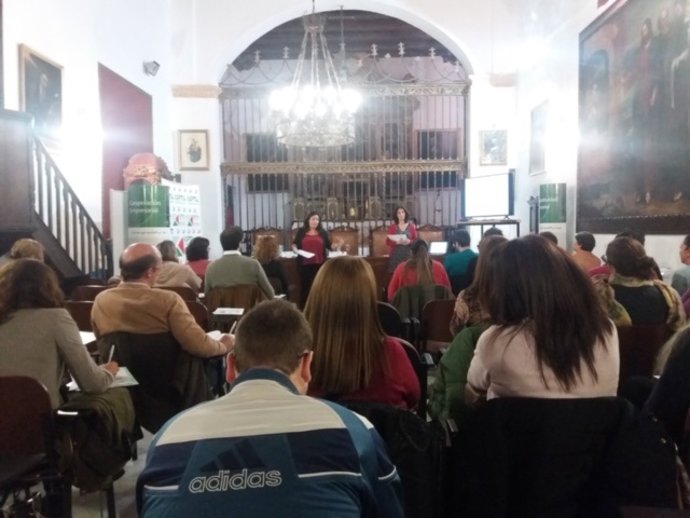 Desayuno informativo celebrado en la Escuela Universitaria de Osuna