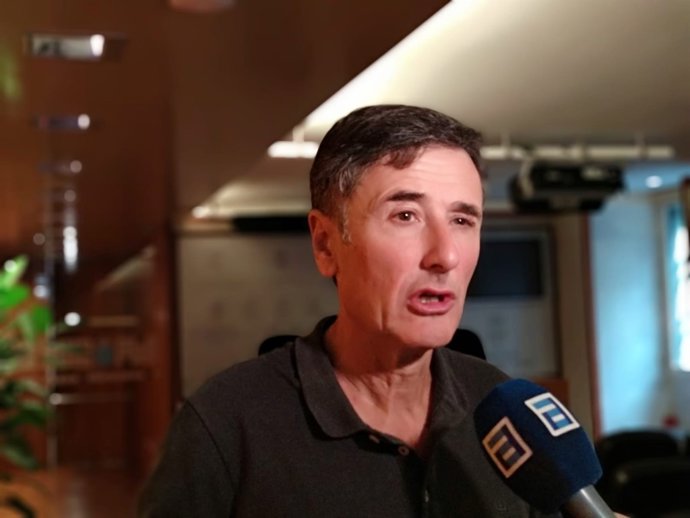 El portavoz de Podemos Asturies, Enrique López