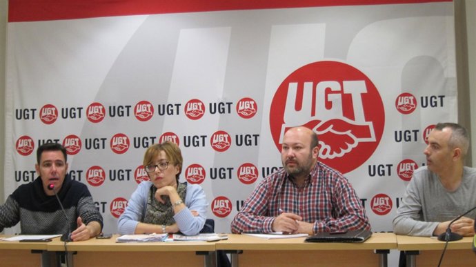 Responsables de UGT y CCOO en rueda de prensa