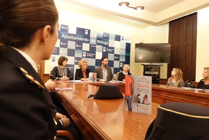 Campaña contra los abusos sexuales a menores y servicio pionero ayto de málaga