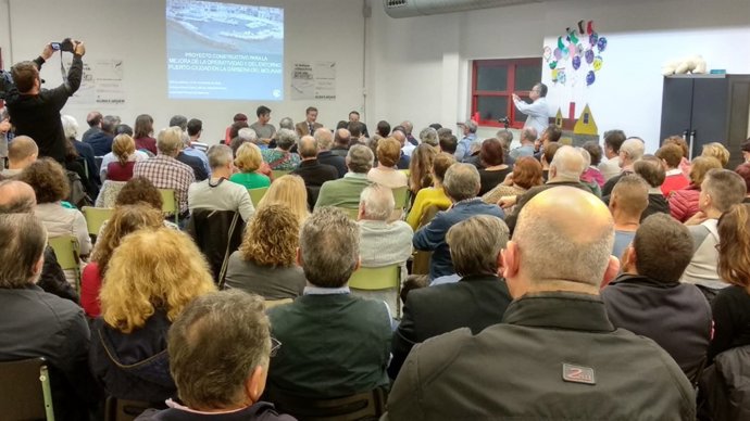 Asistentes de la presentación del proyecto de rehabilitación Puerto del Molinar