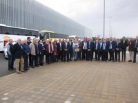 Cuatro líneas de autobús conectarán el nuevo aeropuerto con Murcia, Cartagena y el Mar Menor desde el primer vuelo