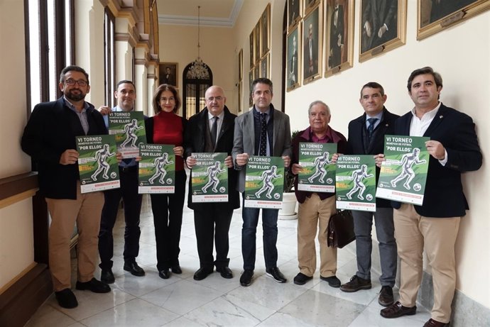 El Ayuntamiento De Málaga Informa: Reenviamos Comunicado Siete Colegios Profesio