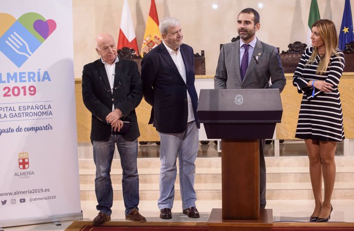 Rueda de prensa sobre la elección de Almería 2019
