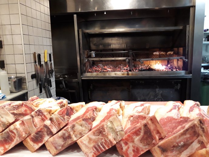 Txuletones para hacer a la parrilla en las XIV Jornadas Gastronómicas  de Sagard