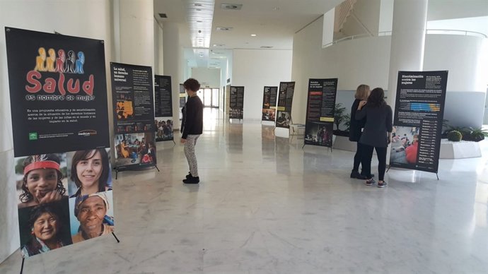 Exposición 'Salud es nombre de mujer', en el PTS