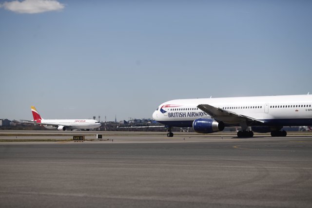 Iberia, British Airways, Aeropuerto de Barajas, aviÃ³n, aviones