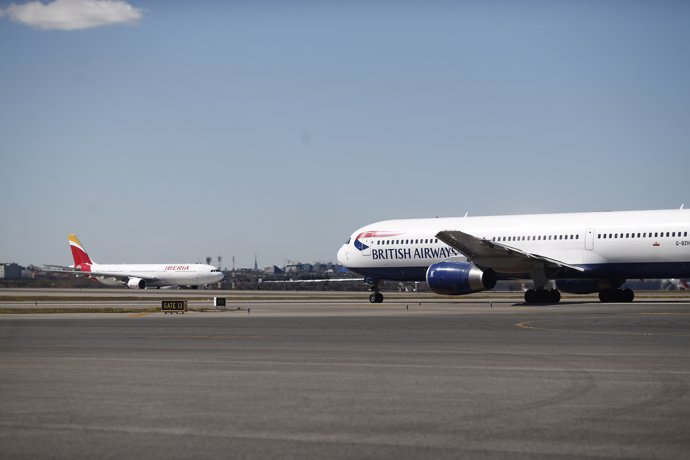 Iberia, British Airways, Aeropuerto de Barajas, avión, aviones