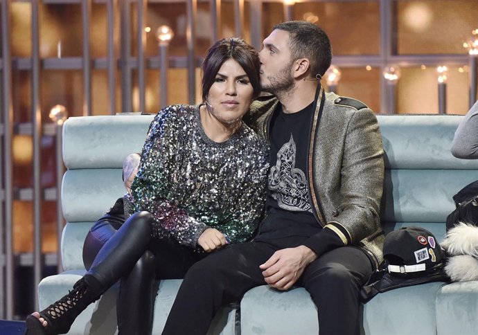 ISA PANTOJA Y OMAR MONTES