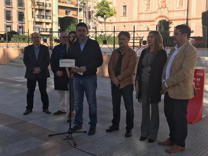 Mario Jiménez presenta el programa electoral del PSOE ante el 2D. 