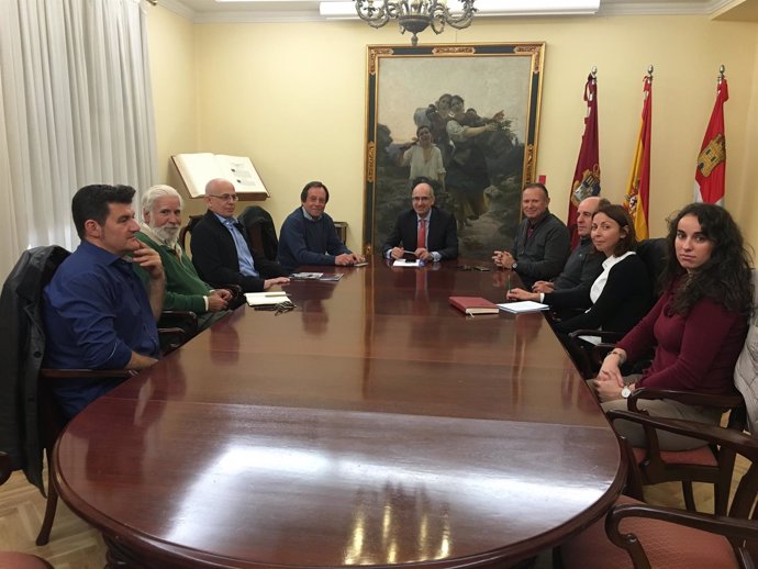 El grupo Sostvan en la reunión en la Diputación de Salamanca 16-11-18