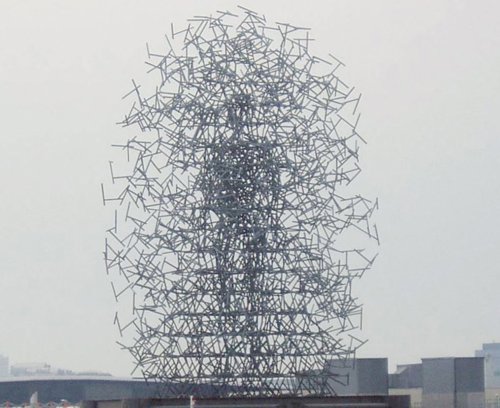Escultura Nube Cuántica de Antony Gormley