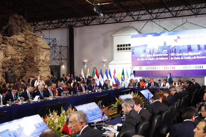 El Rey Felipe VI en el plenario de la XXVI Cumbre Iberoamericana de Jefes de Est