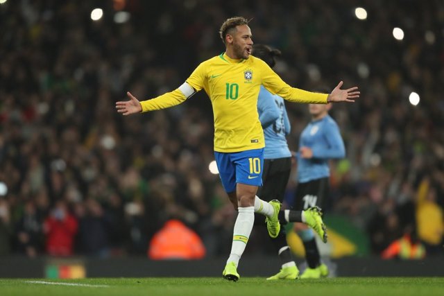 Neymar Jr., en un partido con la selección de Brasil