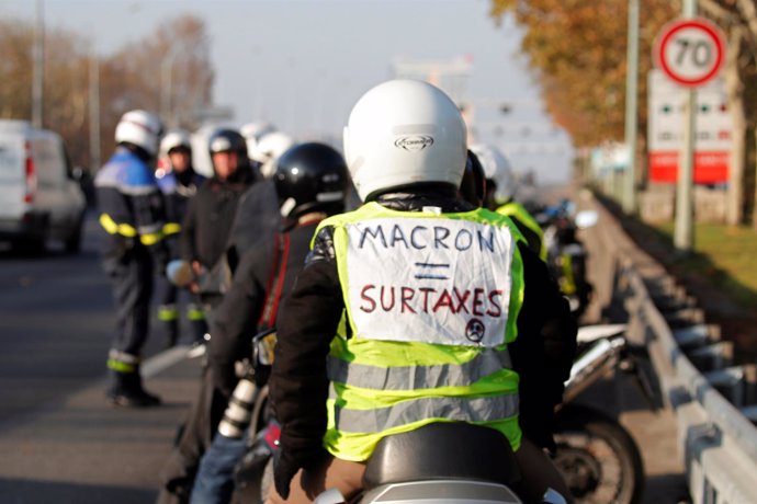 Manifestaciones en Francia contra la subida del combustible