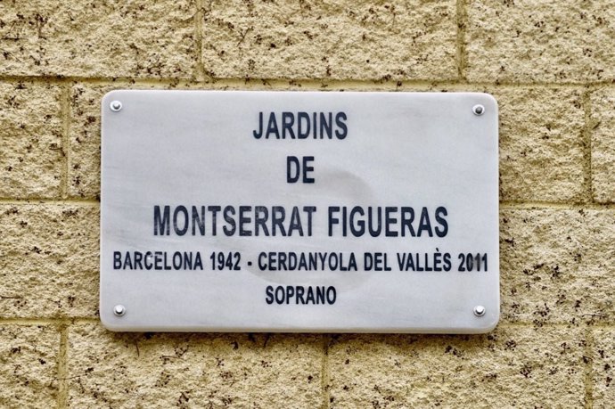 Placa Jardins de Montserrat Figueras
