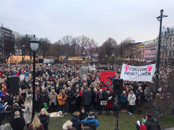Manifestación contra la reforma de la ley del aborto en Oslo