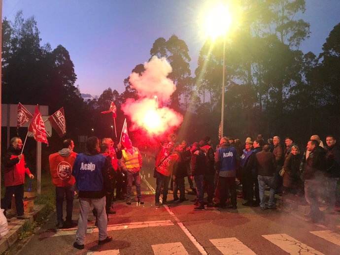 Concentración en la huelga de prisiones en Asturias