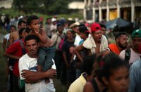 Muchos de los migrantes de la caravana centroamericana aceptarían trabajo en México si no entran en EEUU