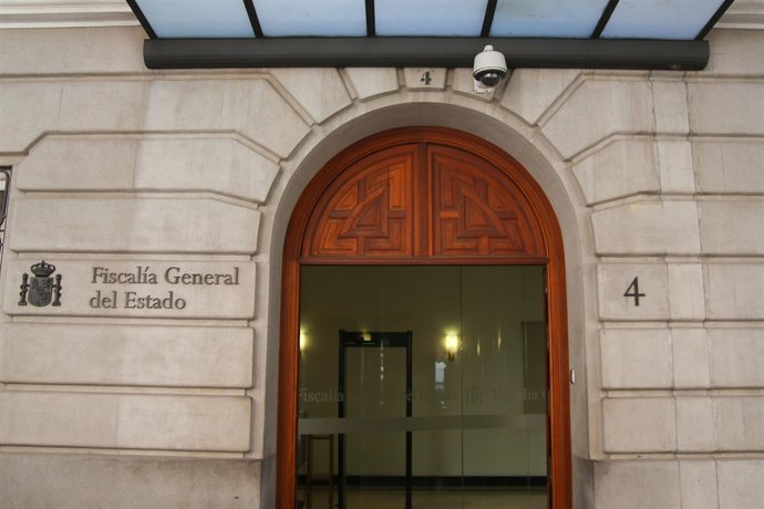 Fotos de recurso de algunos de los lugares más reconocidos de Madrid, como Gran 