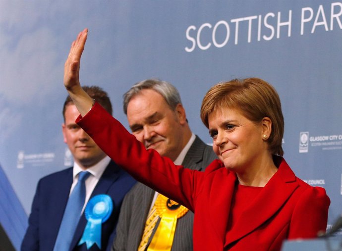 Nicola Sturgeon tras las elecciones al Parlamento escocés
