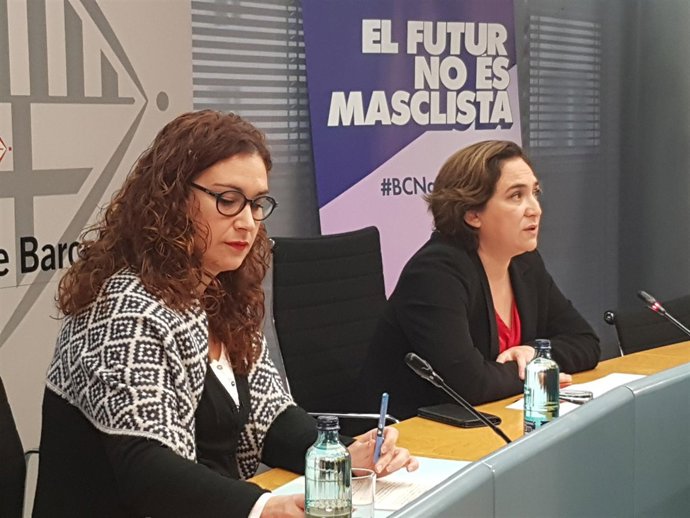 Ada Colau y Laura Pérez