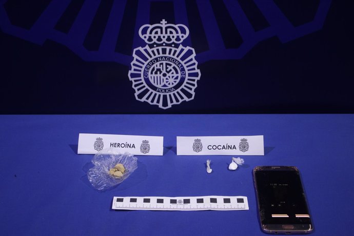La Policía Nacional Desarticula Un Punto De Venta De Droga Y Detiene A Cinco Per