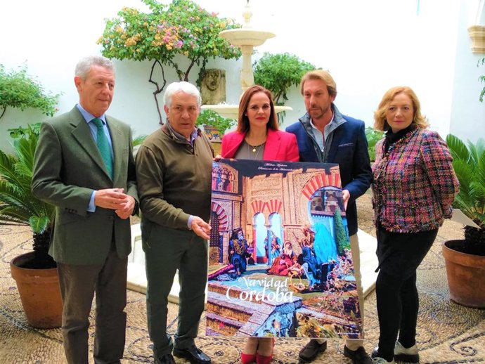 Aurora Barbero (centro), en la presentación del Belén y el pregón de Navidad