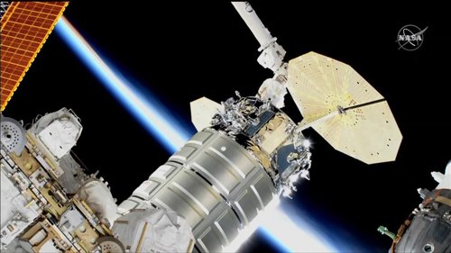 Atraque del carguero Cygnus al módulo Unity de la ISS