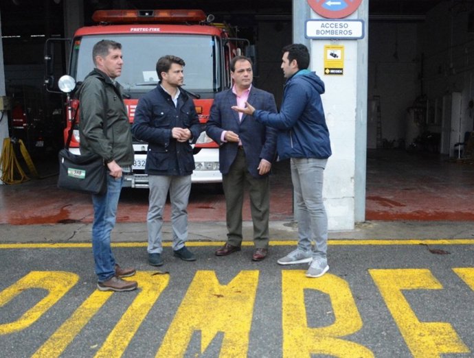 Visita al parque de bomberos de Pino Montano 