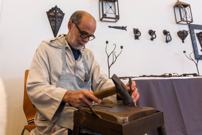 Muestar de artesanía marroquí de la Fundación Tres Culturas