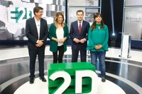 Díaz defiende su política social "sin despedir ni privatizar" y Moreno la acusa de "crear desigualdad"