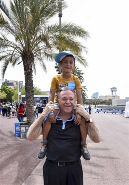 Voluntarios de "la Caixa" atienden a 5.000 personas vulnerables en Granada