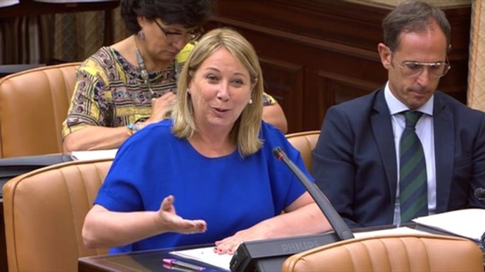 Águeda Reynés en el Congreso